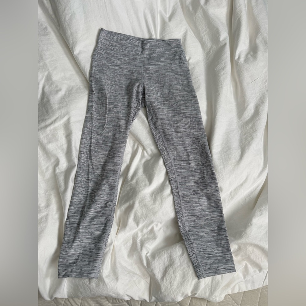 Lululemon leggings size 8